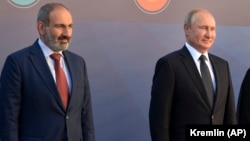 Никол Пашинян с Владимиром Путиным