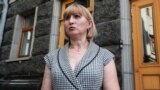 Ukraine -- Larysa Kolchenko near the Presidential Administration, Kyiv, 8Jun2018