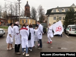 Акция "Альянса врачей" в Окуловке, октябрь 2020 года