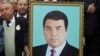 Власти Туркменистана ограничили возможности чтить память первого президента Ниязова