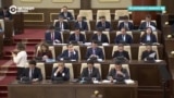 Парламент Казахстана проголосовал за запрет "пропаганды ЛГБТ"