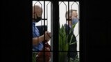 Рассмотрение вопроса об аресте советника главы "Роскосмоса" Ивана Сафронова в суде