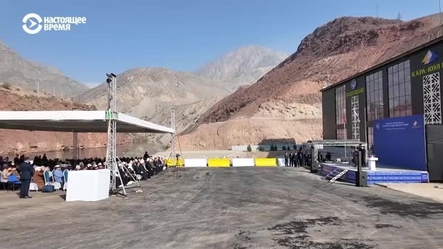 Власти Кыргызстана просят подождать еще 2,5 года до окончания зимних отключений света. Пять лет назад людей просили потерпеть год