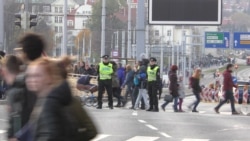 Полиция Праги на акции протеста 16 ноября 2019 года