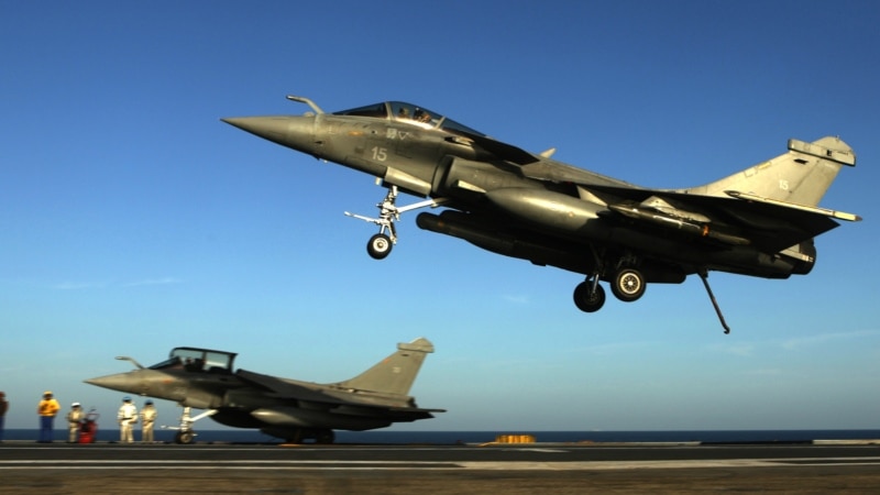 Украина и Франция подписали соглашение о поставках истребителей