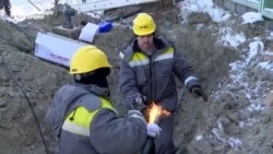 Как бригада энергетиков возвращает Киеву свет и тепло