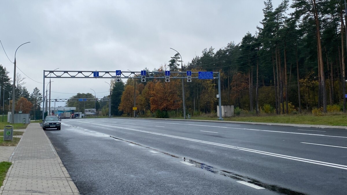 В Гродненской области будут взимать $11 за выезд на машине за границу