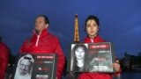 На Эйфелевой башне погасли огни в знак протеста против убийств журналистов