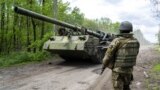 Утро: тюрьмы для бойцов "Азовстали", российский военный в суде