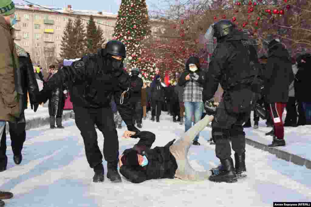 By mid-afternoon on January 23, some 87 detentions, one of the highest numbers in Russia, had occurred in the Siberian city of Novosibirsk, according to the non-governmental law-enforcement&nbsp; watchdog OVD-Info.&nbsp;