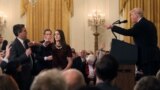 За этот вопрос Трампу корреспондента CNN лишили аккредитации в Белом доме