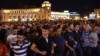 Президент Армении пообещал сформировать "власть национального согласия" после выступления вооруженной оппозиции