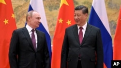 Президент РФ Владимир Путин и председатель КНР Си Цзиньпин 