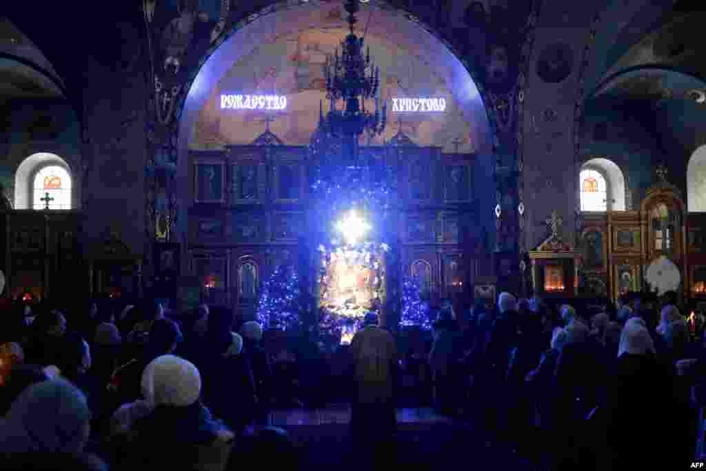 Рождественская служба в Соборе Александра Невского в Симферополе, Крым