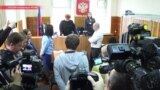 Отменят ли видеоблогеры статью "экстремизм". Спор депутата с ловцом покемонов в церкви