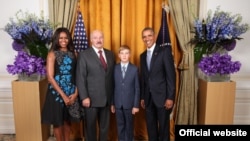Александр и Николай Лукашенко с Бараком и Мишель Обама