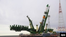 Запуск грузового корабля "Прогресс М-27М" на космодроме "Байконур" 