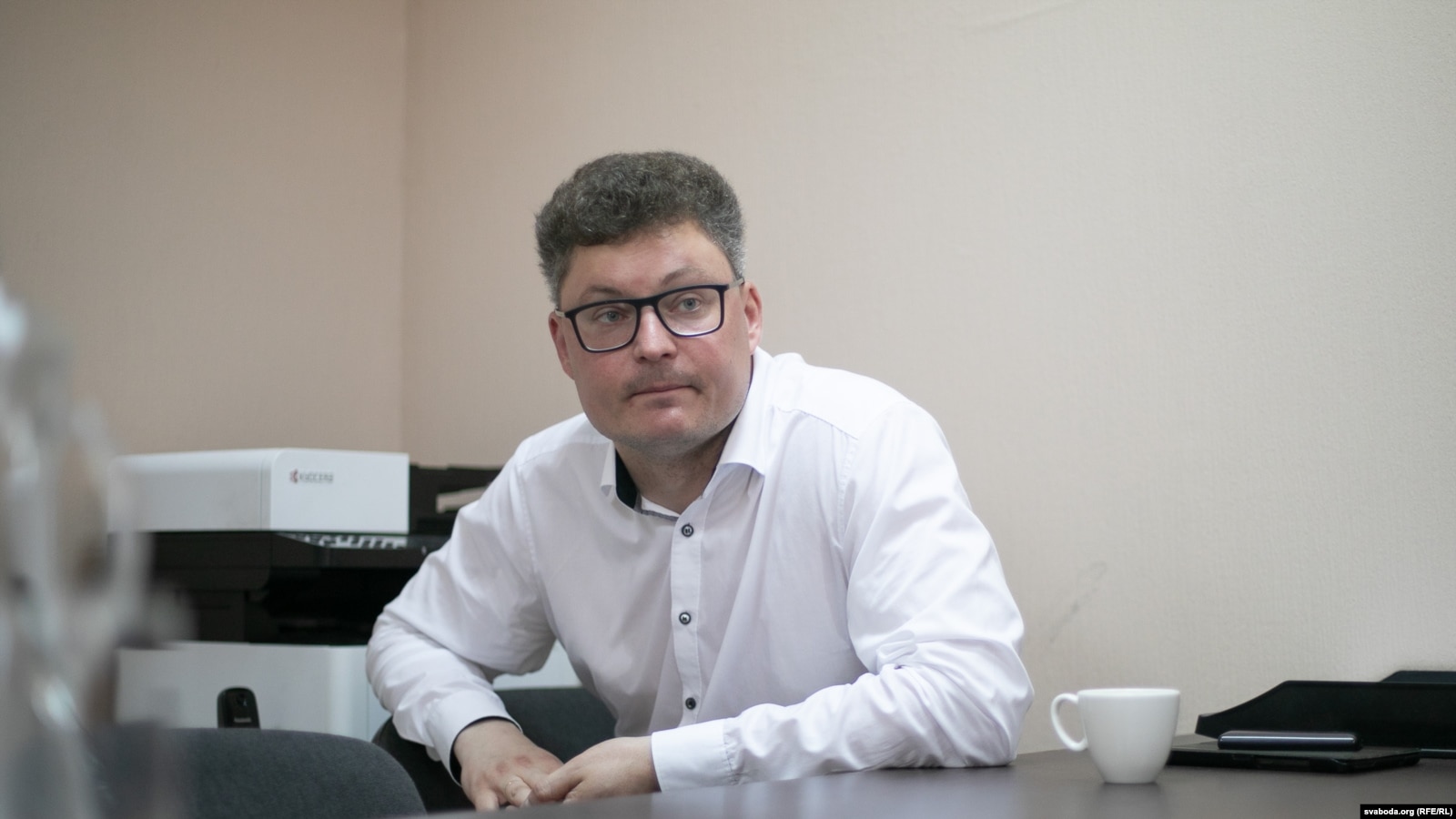 В Беларуси адвоката Лаевского приговорили к трем годам колонии по делу о содействии "экстремистской" деятельности и "дискредитации" страны