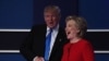 Клинтон и Трамп впервые встретились на дебатах