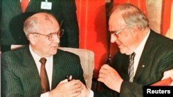 Михаил Горбачев и Гельмут Коль, Бонн, ноябрь 1990 года