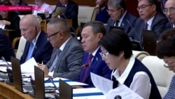 Казахстанскую оппозицию впервые пригласили для дискуссий в парламент: что за этим стоит?