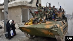 Сирийская армия вошла в жилые кварталы в восточном Алеппо