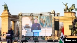 Петер Мадьяр выступает на митинге 20 августа 2026 года 