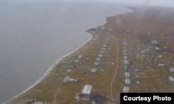 Поселок Бугрино на арктическом острове Колгуев