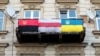 Пятерым жителям Минска дали до пяти лет колонии по делу об экстремизме за вывешенные украинский и бело-красно-белый флаги