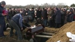 Итоги дня: в Кемерове похоронили 13 жертв пожара