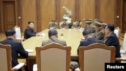 Ким Чен Ын проводит заседание военного совета 