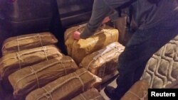 Чемоданы с наркотиками в Аргентине
