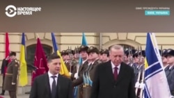 Эрдоган в Киеве произносит "Слава Украине!"