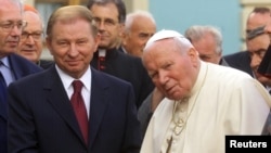 Леонид Кучма с папой римским Иоанном Павлом II 
