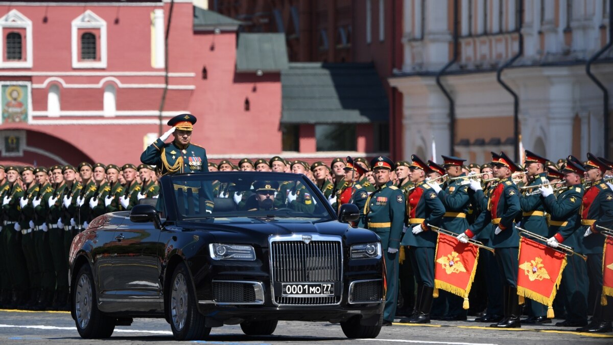 В Москве прошел парад Победы. В 40 регионах парады отменили или провели без  зрителей