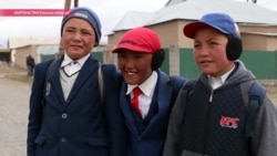 Без школы и роддома, но с восемью мечетями: духовная жизнь одной деревни в Кыргызстане