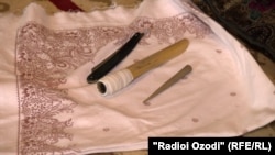 Традиционные инструменты для обрезания