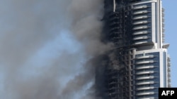 Высотный отель Address Downtown в Дубае, утром 1 января пожар еще продолжался