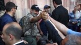 "Пашинян правильно делает, что не ведет закрытых переговоров с грязной властью": политолог о ситуации в Армении