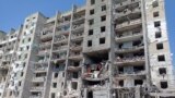 "Их достают и достают!" Россия обстреляла жилой дом и базу отдыха в Одессе, под завалами нашли более 20 тел