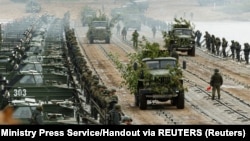 Военнослужащие России во время учений "Запад-2021". Фото 8 сентября 2021 года, Reuters