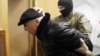Экс-министра образования Дагестана за взятку и растрату приговорили к 4,5 годам колонии и штрафу в 20 млн рублей
