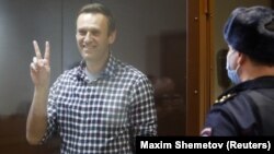  Opposition leader Aleksei Navalny attends the February 20, 2021 Moscow City Court hearing on an appeal of his prison sentence for a 2014 fraud case.