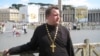 РПЦ организует церковный суд над священником, признавшим себя геем 