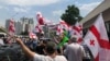 "Сумасшедшие молодчики" или протест против "оккупации России". Реакция СМИ на протесты в Грузии