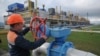Первый европеец, против которого ввели санкции за торговлю российской нефтью выше "потолка", сообщил об обмане деловым партнером