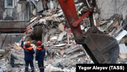Разрушенный в результате взрыва газа дом в Ижевске 