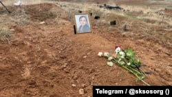 Могила Айшат Баймурадовой. Ереван, Армения. 27 марта 2026 г. Фотография от кризисной группы "СК SOS"