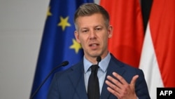 Петер Мадьяр в Брюсселе договаривается о разблокировании средств из фонда ЕС для Венгрии