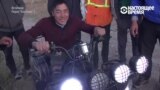 Киргизский школьник с параличом ног получил в подарок квадроцикл